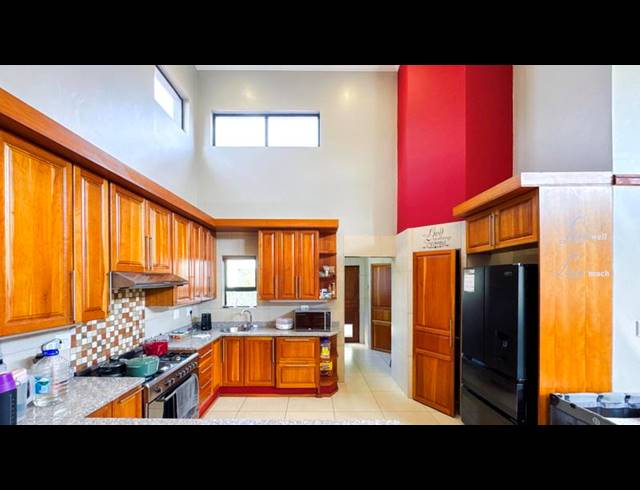 3 BEDROOM PROPERTY TO RENT IN MIDLANDS ESTATE